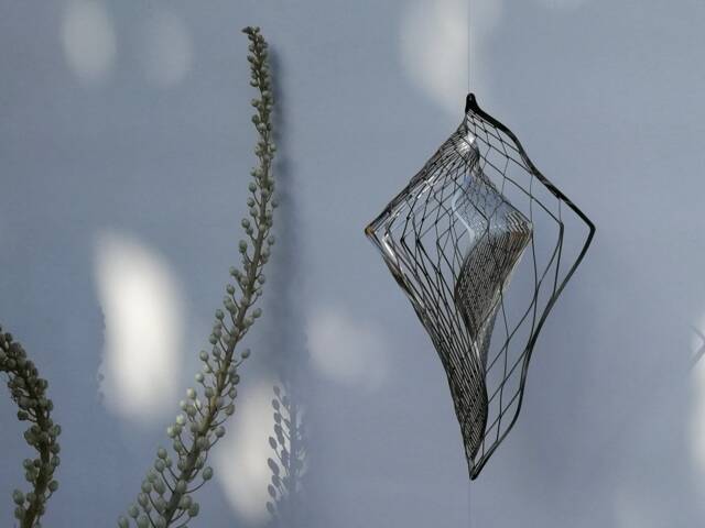 Stainless Steel Shell Wall Art Contemporary Metal Hanging Decor - image 1