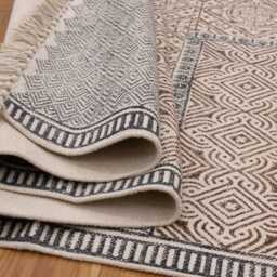 Handmade Cotton Area Rug 4x7 Ft - Block Print Boho Living Room Dhurrie - thumbnail 4