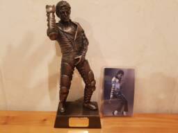 Michael Jackson Figurine, Limited Edition Bronzed Statue With Collectors Card - thumbnail 1