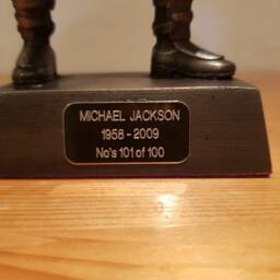 Michael Jackson Figurine, Limited Edition Bronzed Statue With Collectors Card - thumbnail 4