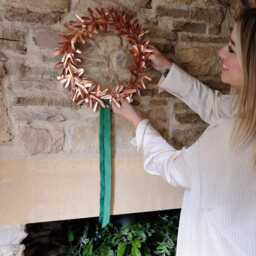 Christmas Copper Mistletoe Wreath, Freshwater Pearls, 7Th Anniversary Gift - thumbnail 2