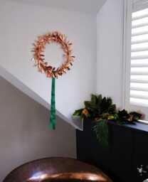 Christmas Copper Mistletoe Wreath, Freshwater Pearls, 7Th Anniversary Gift - thumbnail 1