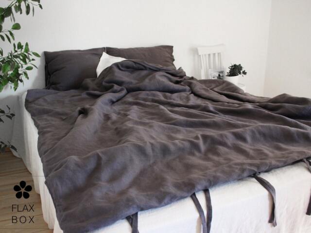100% Linen Dark Grey Bedding Set, Duvet Cover & 2 Pillow Cases Included - image 1