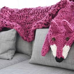 Long Fox Blanket, Chunky Animal Knit Rug, Throw, Lilac Arm Light Pink Blanket - thumbnail 2