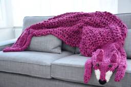 Long Fox Blanket, Chunky Animal Knit Rug, Throw, Lilac Arm Light Pink Blanket - thumbnail 1
