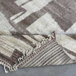 Hand-Knotted Moroccan Beni Ourain Rug, 100% Natural Wool, Modern Berber Carpet For Living Room - thumbnail 4