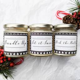 Berry & Pine Scented 7 Oz Soy Candle - Winter Gift Idea Holly Christmas - thumbnail 3