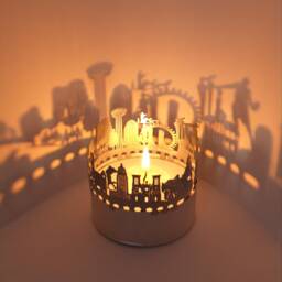San Antonio Skyline Shadow Play - Mesmerizing Candle Attachment, Perfect Souvenir For Fans Projections Of Iconic Landmarks