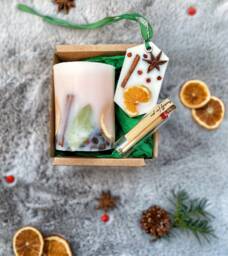 Candle Gift Box Set, Birthday Box, Thank You Gift, Gift Hamper Box, Housewarming Gift, Scented Candle Box, Vegan Gift, Relaxation - thumbnail 1