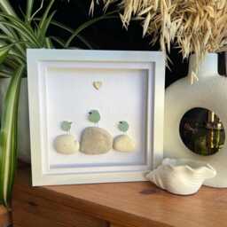 Personalized Pebble Art Family Portrait Sea Glass Birds, Coastal Decor - thumbnail 2