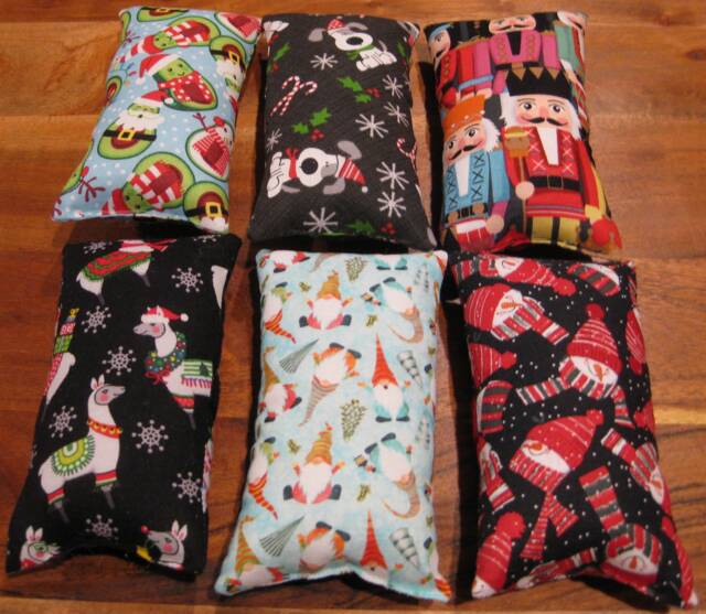 Port Pillow Seatbelt Cushion For Chemo Patients - Gnomes, Llamas, Snowmen - image 1