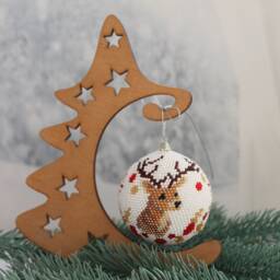 Hand-Knitted Christmas Ornament Beaded Crochet Deer Ball - thumbnail 2