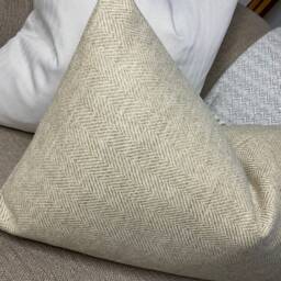 "Herringbone Cushion Cover, Beige Cream Decor, Pillow Cover - Design , Wool Blend Double Sided Sofa Bed 12""x20" - thumbnail 3