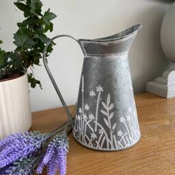 Vintage Rustic Metal Jug Flower Vase Pitcher Shabby Chic Planter 22cm Free Postage - thumbnail 3