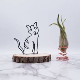 Tabby Cat Wire Sculpture, Pet Memorial, Desk Decor - thumbnail 2