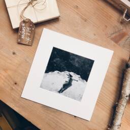 Photo Print With Passe-Partout Women On The Rocks - thumbnail 1