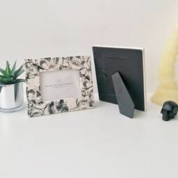 Skull Photo Frame, Skulls Picture Frames, Gothic Homeware, Goth Xmas Gift, Black White, Free Standing - thumbnail 2