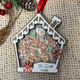 Gingerbread With Christmas Family Ornament 2025, 4D Customised Gift For Christmas, Custom 2025 Shaker Ornament Tree - thumbnail 3