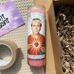 Saint Nicolas Prayer Candle - Scented Vegan Soy Wax - thumbnail 2