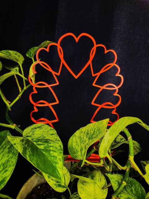 Houseplant Trellis, Hearts For Valentine's Day Gifts, Plant Decoration, 3D Printed Stake - image 1