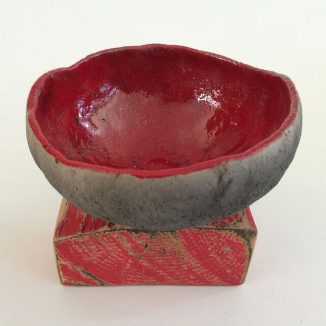 Pinched Bowl W/Pedestal