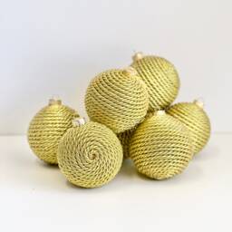 Handmade Gold Yarn Christmas Ball Ornament - 3.2 Inch - thumbnail 4
