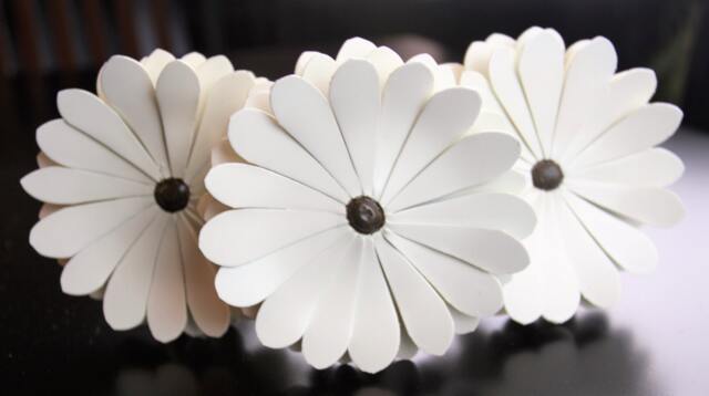 Anniversary Bouquet, Metal Daisies, Daisy 11Th Gift, 6Th Anniversary, 4Th Steel Wedding - image 1