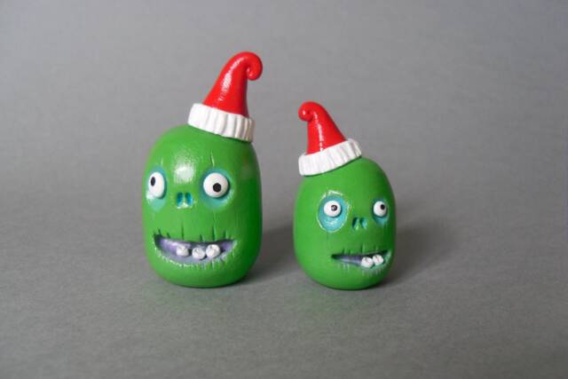 Polymer Clay Zombie Head Sculpture Christmas Santa Hat Decor - image 1