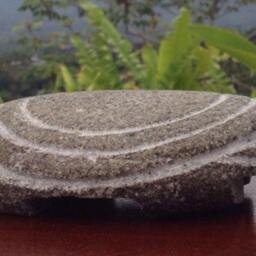 Borucan Indian Stone Metate, Grinding Sculpture, Authentic, Historical, Limited - thumbnail 2