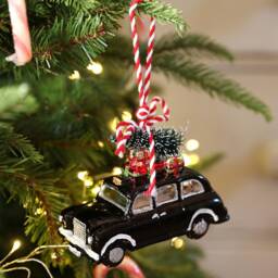 London Black Cab With Christmas Tree On Roof Hanging Bauble - Winter Wonderland Festive England Traditional Quaint Iconic Transport Gift - thumbnail 2