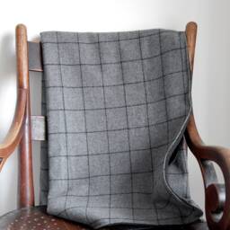 Grey & Black Square Wool Blanket - thumbnail 4