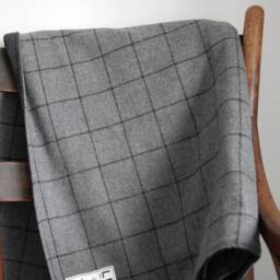 Grey & Black Square Wool Blanket - thumbnail 2