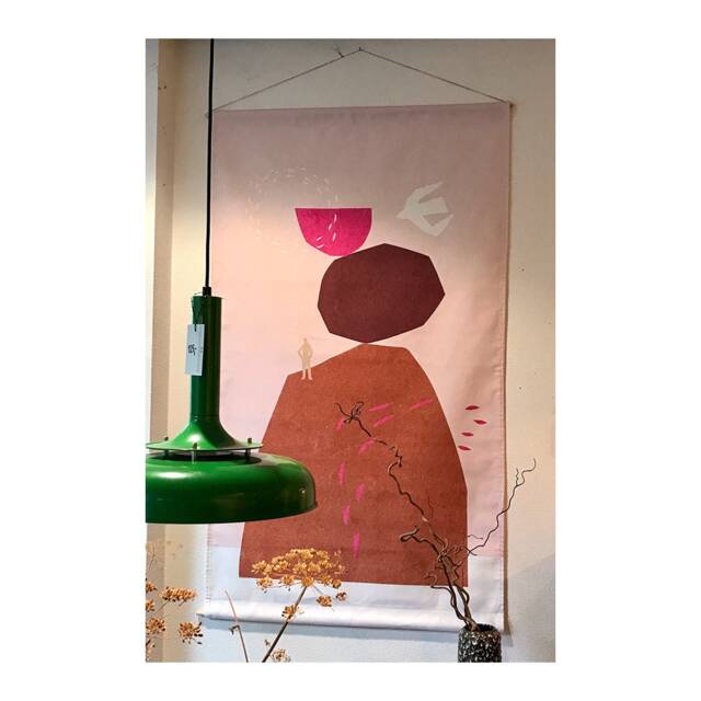 Abstract Wall Hanging/Tapestry, Pink, Xl Mountain, 90X150 cm, Robust Cotton, Red, On Top Of The World, Wall Hanging, Adds Atmosphere To Living Space - image 1