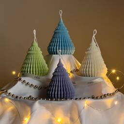 Origami Christmas Tree Soy Candle Hand Poured Festive Decor - thumbnail 2