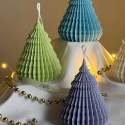 Origami Christmas Tree Soy Candle Hand Poured Festive Decor - thumbnail 3