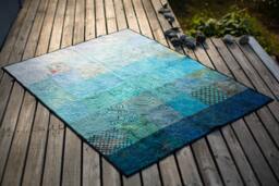Modern Throw Size Ocean Quilt - Made To Order - thumbnail 1