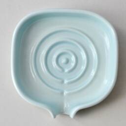 Self-Draining Porcelain Soap Dish, Handmade Ceramic Holder, 4 Glaze Colours, Roman Style Spout Drain - thumbnail 4
