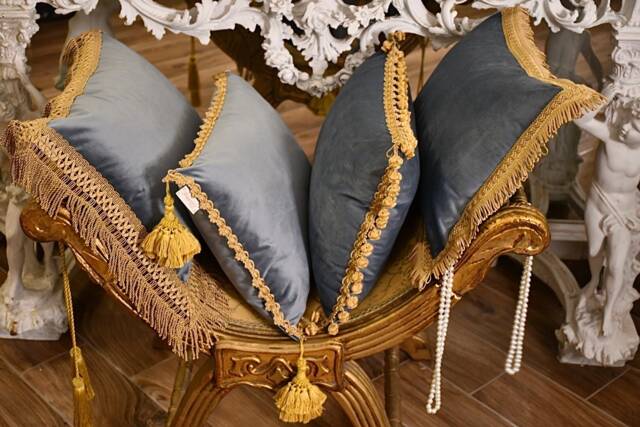 "Cushion From The ""Duchessa" - image 1