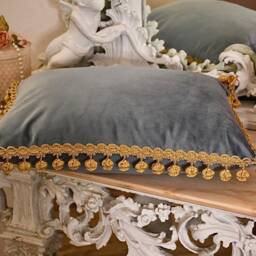 "Cushion From The ""Duchessa" - thumbnail 3