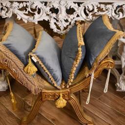 "Cushion From The ""Duchessa" - thumbnail 2