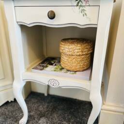 Sold Ivory & Floral Console Side Table, Bedside Telephone Design, Country Cottage, Shabby Chic, Queen Anne Legs, Ornate - thumbnail 3