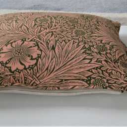 William Morris, Ben Pentreath, Marigold, Olive/Pink Linen Cushion Cover - thumbnail 2