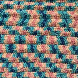 Super Soft & Snuggly Crochet Baby Blanket - thumbnail 2