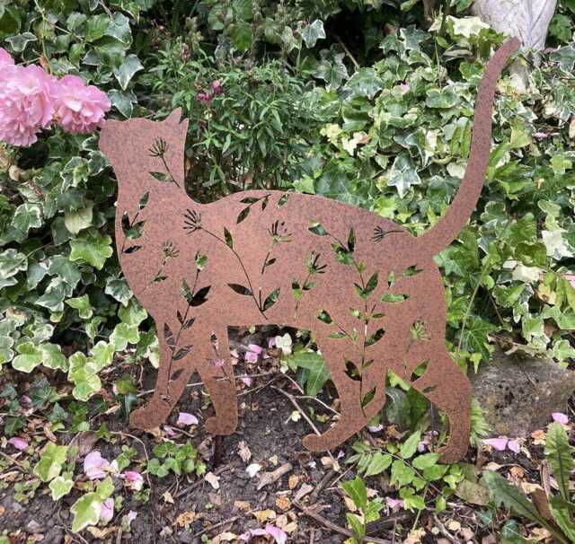 Brown Metal Floral Cat Stake Garden Ornament - image 1