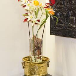 Handcrafted Brass Planter, Floral Design, Indoor Outdoor Decor - thumbnail 4
