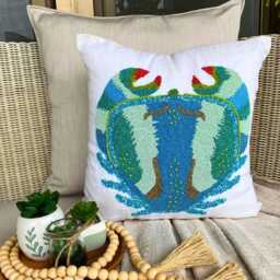 Beaded Blue Sea Creatures Pattern, Cotton Linen, Beach Style Throw Pillow Cover - Crab Craze - thumbnail 2