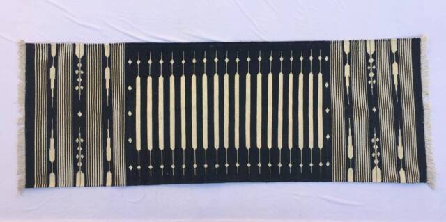 2X6 Ft Cotton Black & White Hand Woven Rug - 60 X 180 cm - image 1