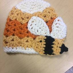Busy Bee Baby Blanket & Hat - thumbnail 3