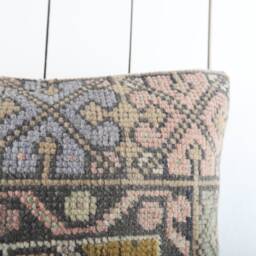 Handmade Vintage Turkish Kilim Pillow Cover 16x24 Decorative Cushion - thumbnail 3