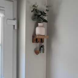 Handmade Oak Waxed Small Key Shelf 12cm Wide/10cm Deep 6.5cm High With A Choice Of 3 Wax & Hook Finishes Hall Kitchen - thumbnail 3